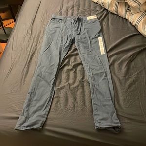 EZY Skinny fit color jeans from Uniqlo